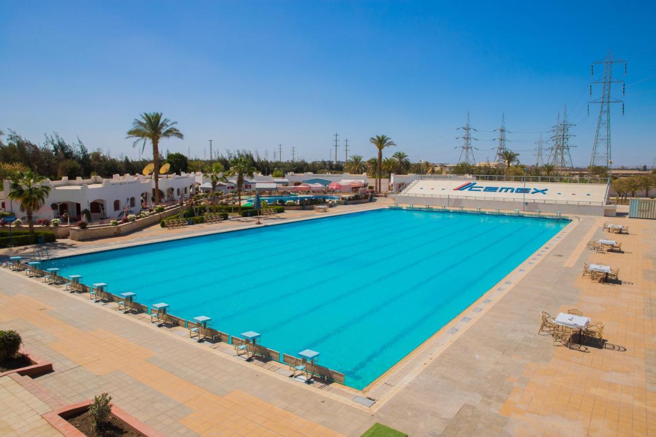 Assiut Cement Hotel Екстериор снимка