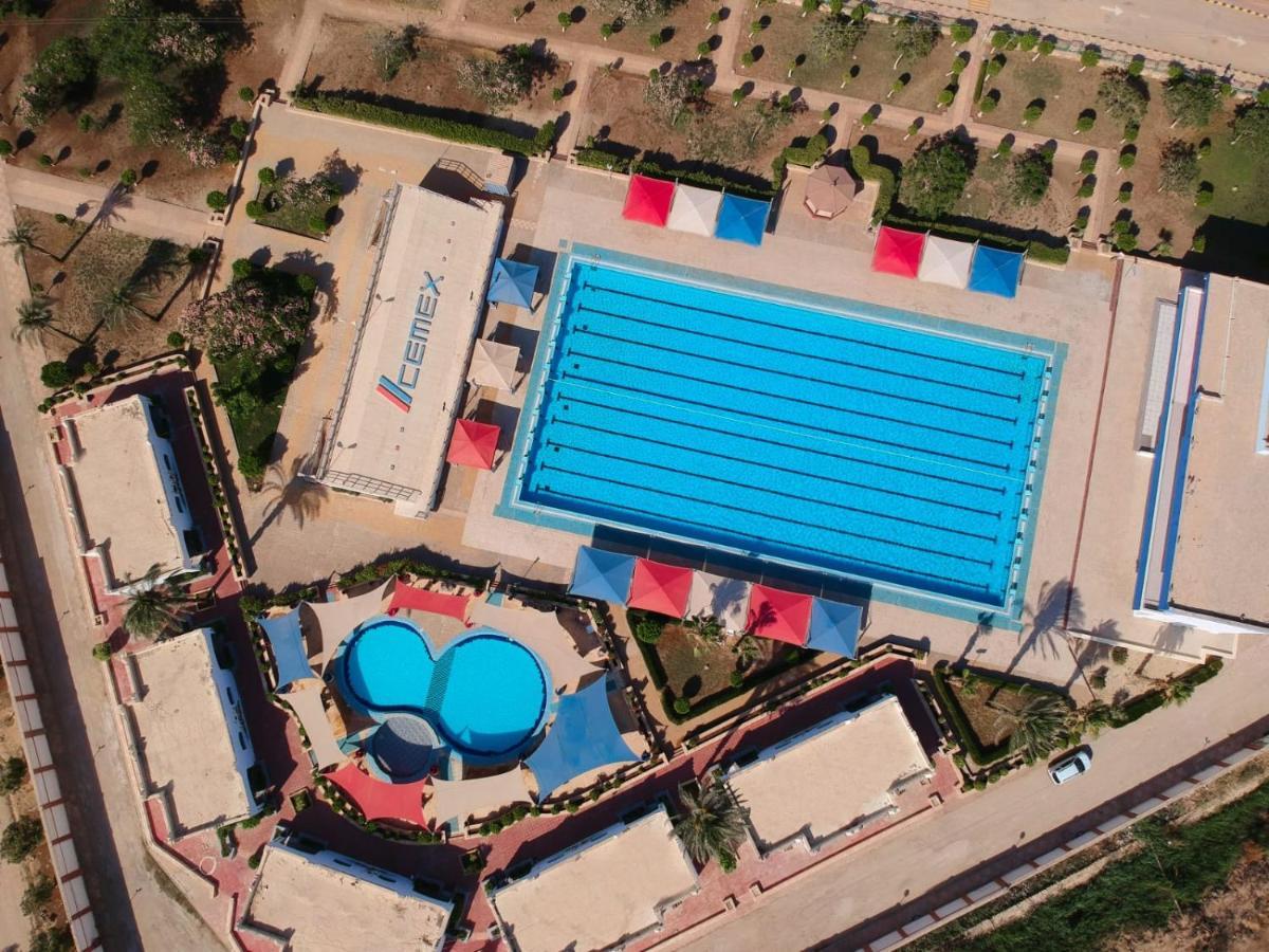 Assiut Cement Hotel Екстериор снимка