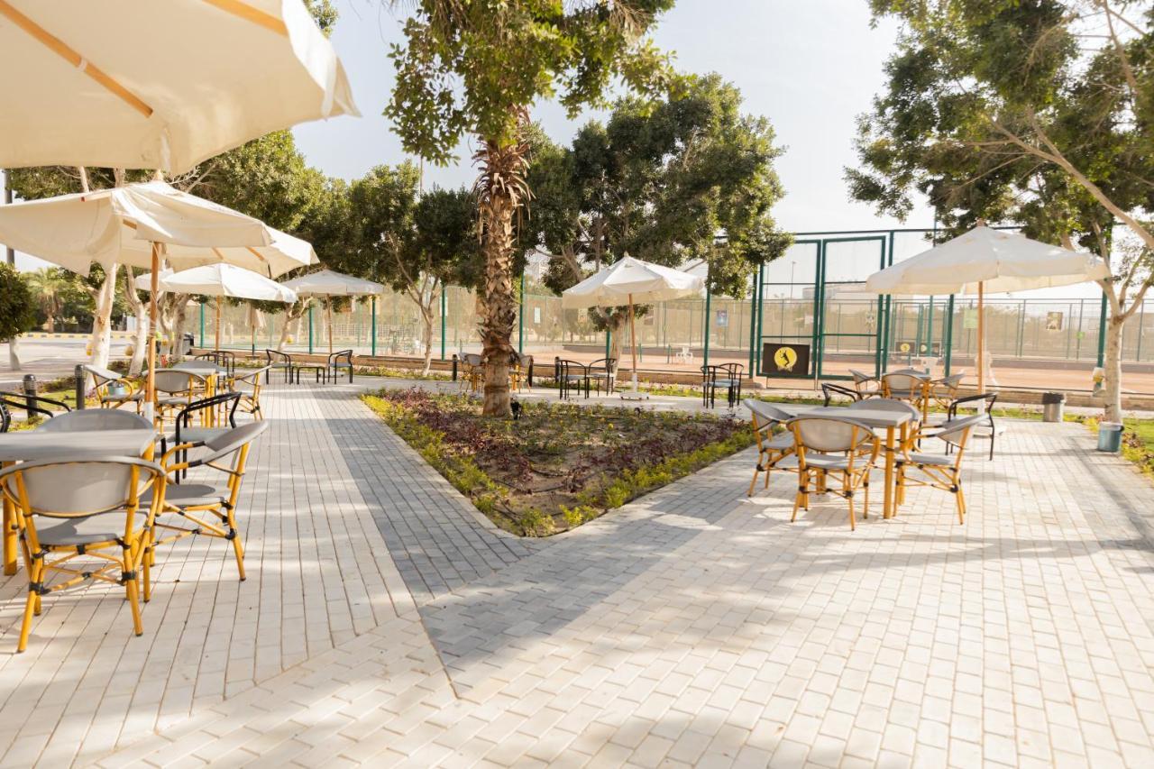 Assiut Cement Hotel Екстериор снимка