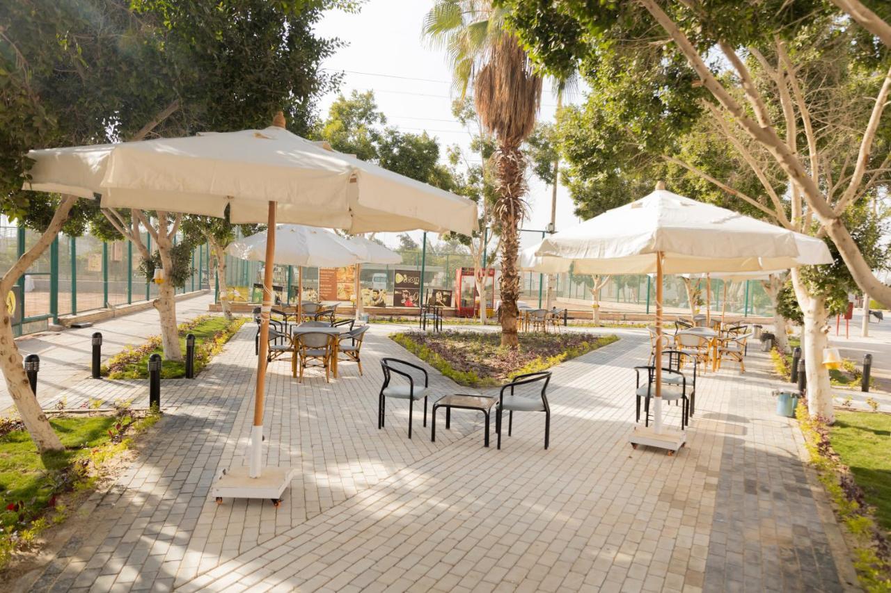 Assiut Cement Hotel Екстериор снимка