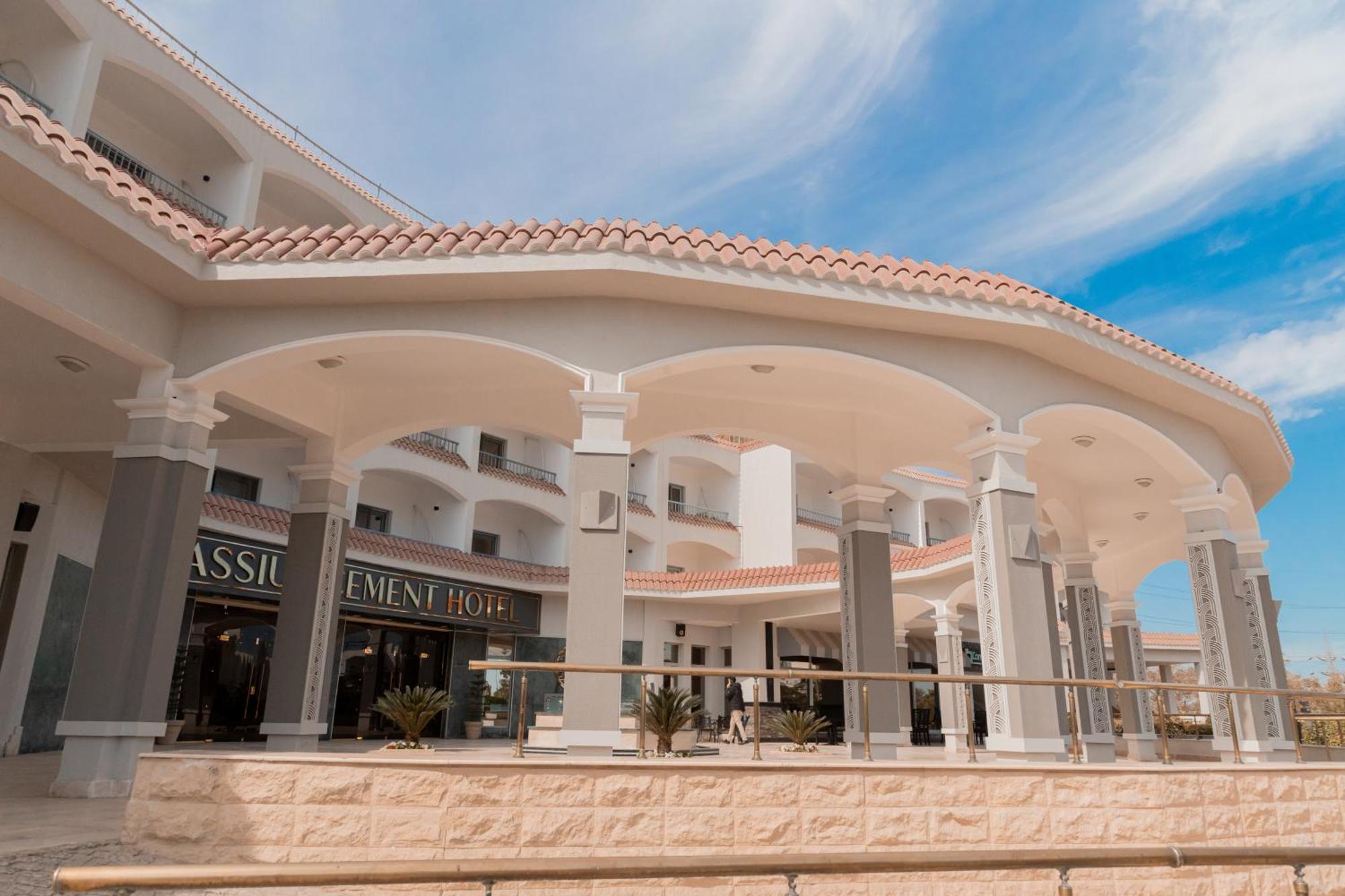 Assiut Cement Hotel Екстериор снимка