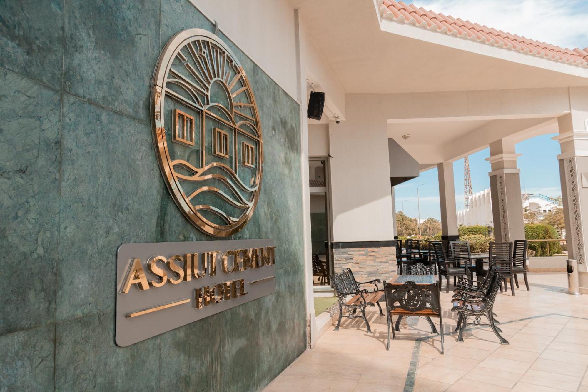 Assiut Cement Hotel Екстериор снимка